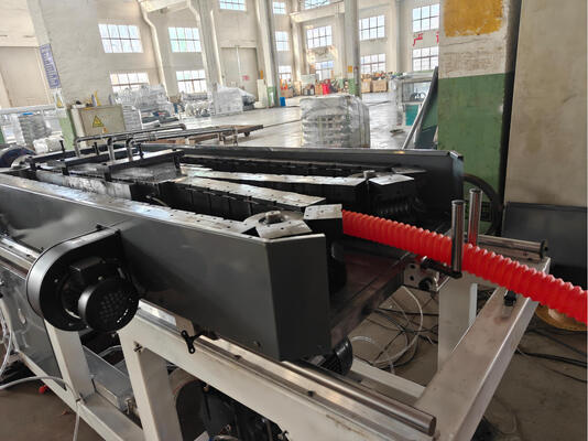 Automatic Corrugation Single Wall Corrugated Pipe Extrusion Line with 38CrMoAlA Barrel Material for 16mm-1600mm Pipe Diameter Range