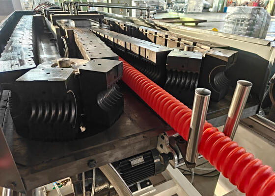 Water Cooling Single Wall Corrugated Pipe Extrusion Line with L/D Ratio 33/38/40 and 38CrMoAlA Barrel Material