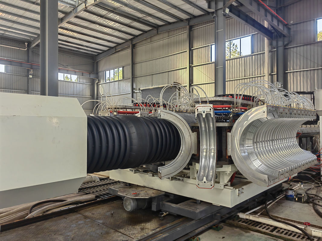 قطر 16-1500mm خط اکستروژن لوله دو طرفه با شکل گیری خلاء و مواد قالب آلیاژ آلومینیوم