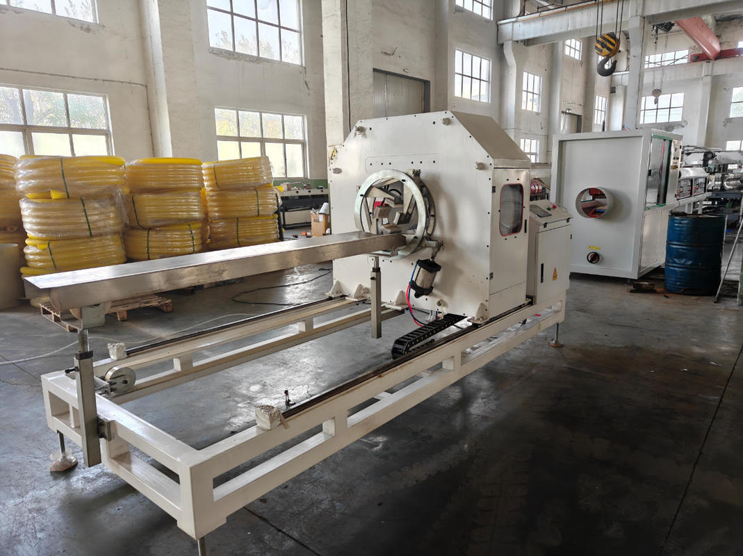 خط تولید اکستروژن لوله موجدار تک جداره 75-250 میلی‌متری با سرعت خروجی حداکثر 15 متر در دقیقه و ولتاژ 220-440 ولت