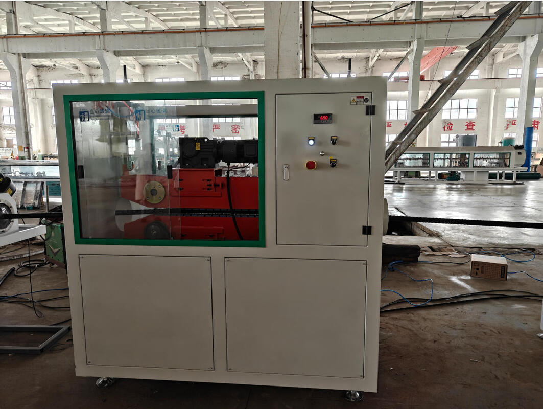 خط تولید اکستروژن لوله موجدار تک جداره با کنترل PLC که عملیات نیمه اتوماتیک تا کاملاً اتوماتیک را ارائه می دهد و دارای قطعات الکتریکی اشنایدر/زیمنس است.