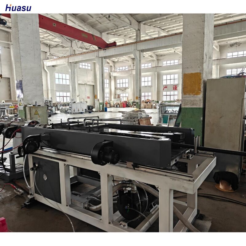 خط تولید اکستروژن لوله موجدار تک جداره با کنترل PLC که عملیات نیمه اتوماتیک تا کاملاً اتوماتیک را ارائه می دهد و دارای قطعات الکتریکی اشنایدر/زیمنس است.