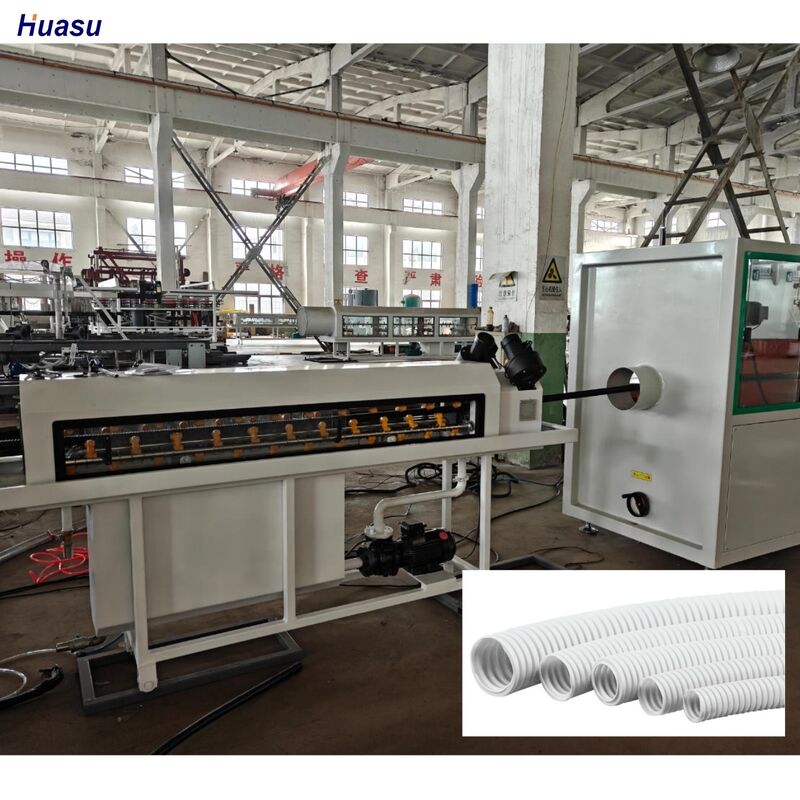 خط اکستروژن لوله موجدار تک جداره با کنترل PLC، شامل دستگاه موج‌ساز نوع قالب دوار و HDPE برای تولید لوله