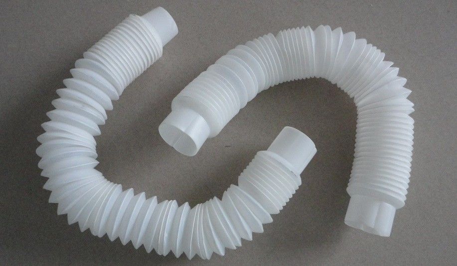 انعطاف پذیر تنها خط تولید لوله های راه راه راه CE IOS9001