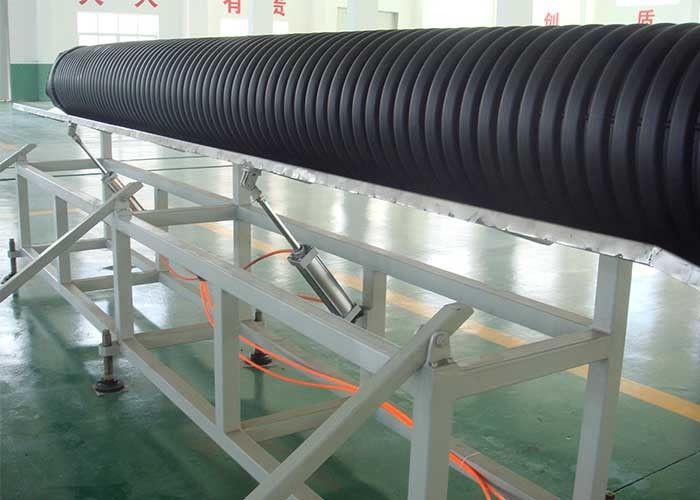 دستگاه اکستروژن لوله های موجدار PVC پلاستیکی PP PE 65 میلی متر با لامپ دیواری شستشو